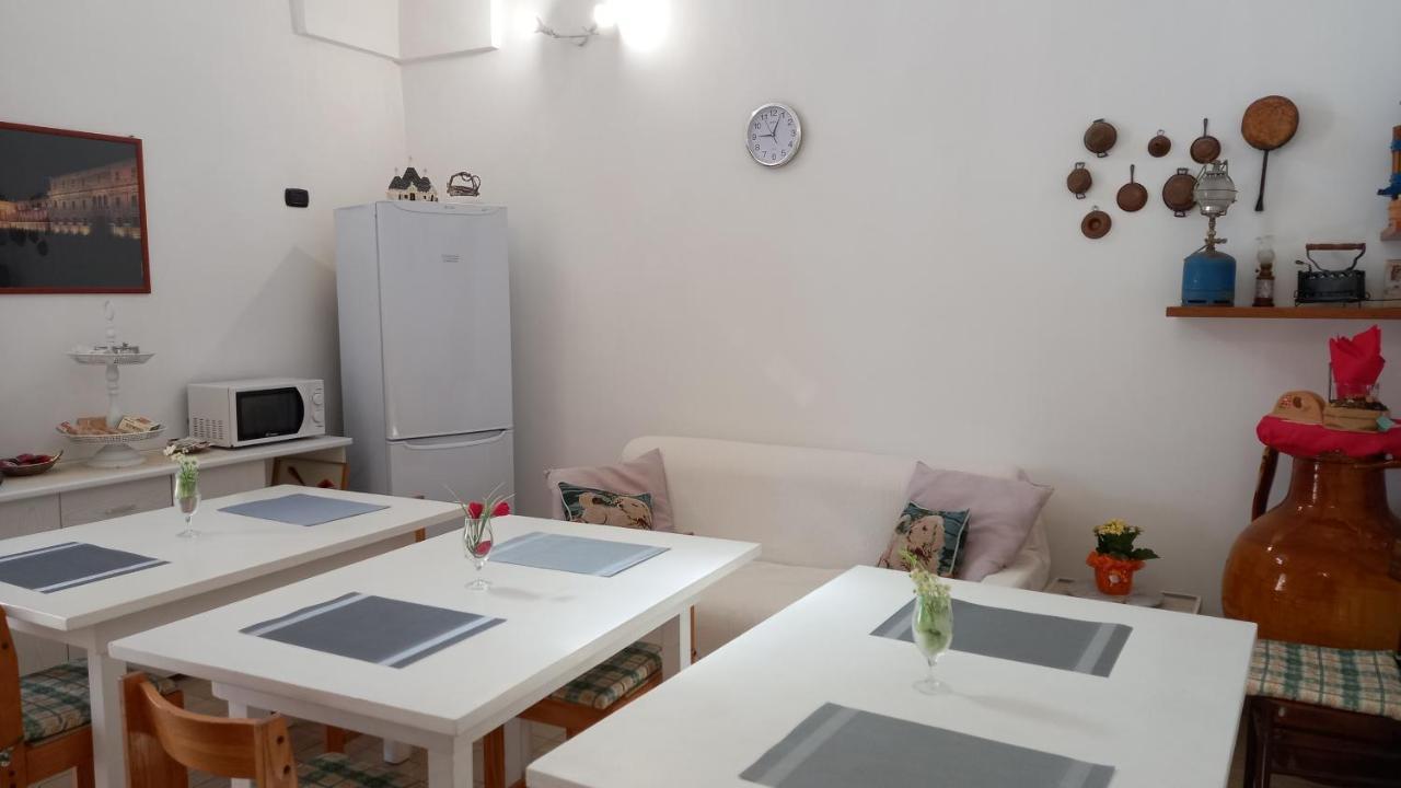 La Casa Di Mela Lägenhet Leverano Exteriör bild