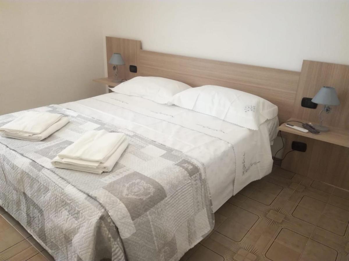La Casa Di Mela Lägenhet Leverano Exteriör bild